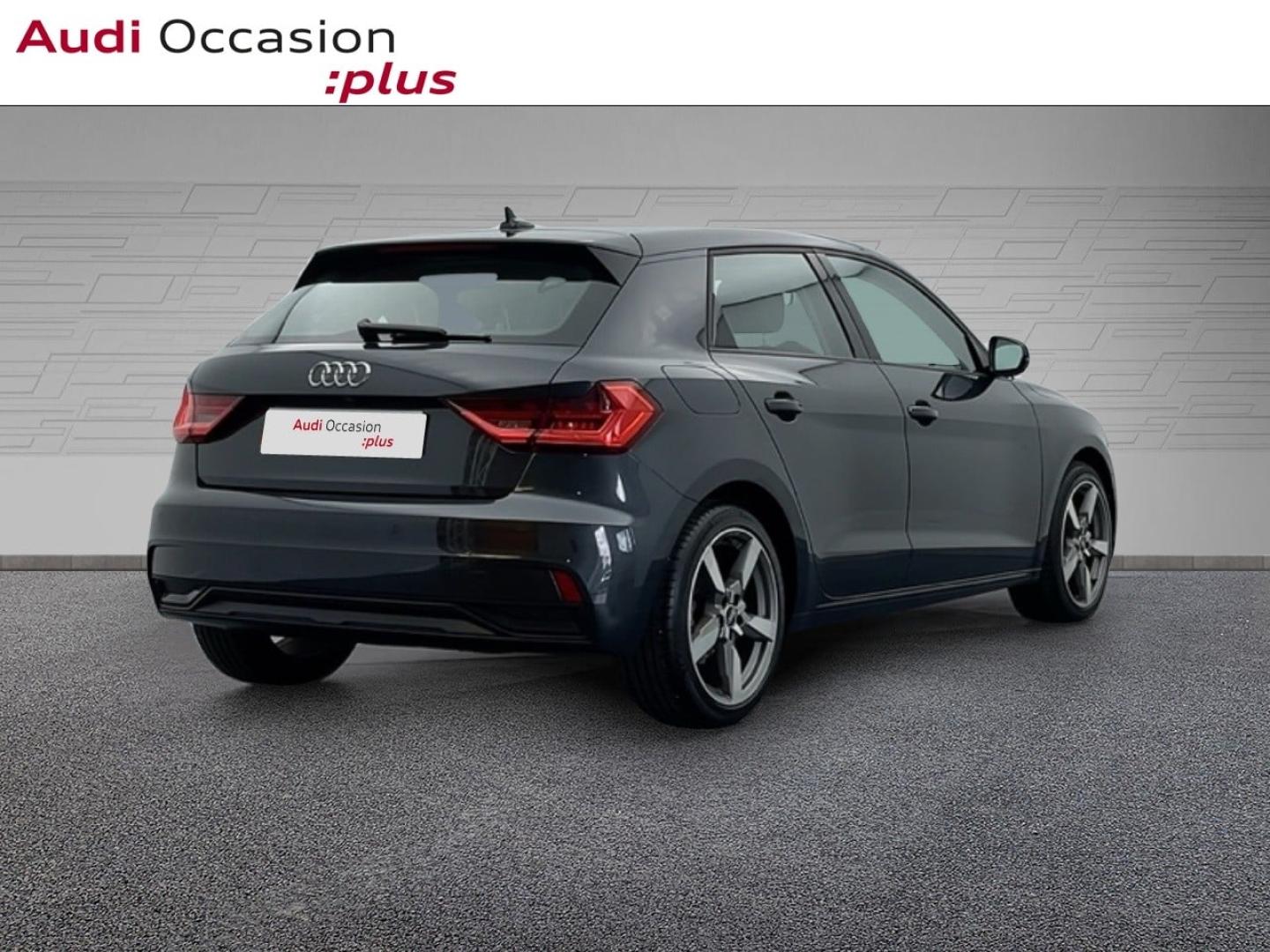 Voitures occasions Audi A1 Sportback Design luxe Rezé