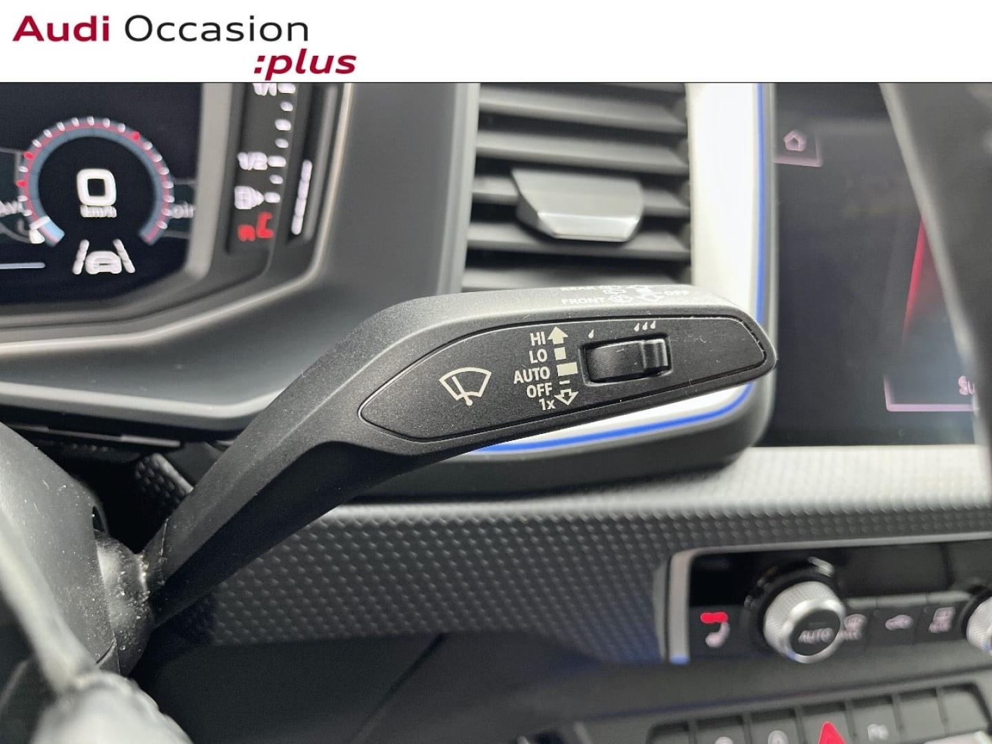 Voitures occasions Audi A1 Sportback Design luxe Rezé