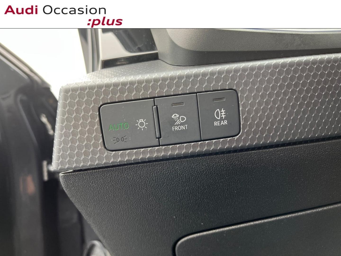 Voitures occasions Audi A1 Sportback Design luxe Rezé