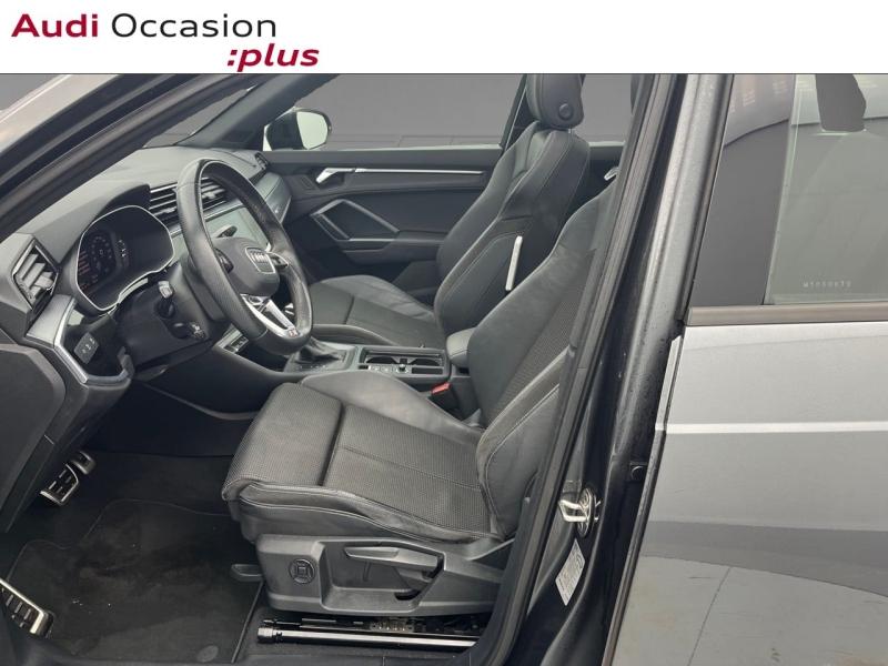 Voitures occasions Audi Q3 S line Rezé