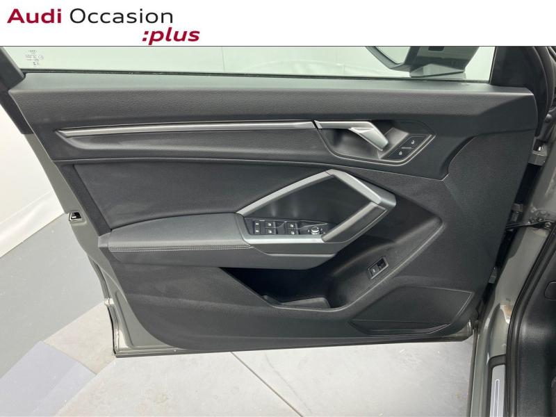 Voitures occasions Audi Q3 S line Rezé
