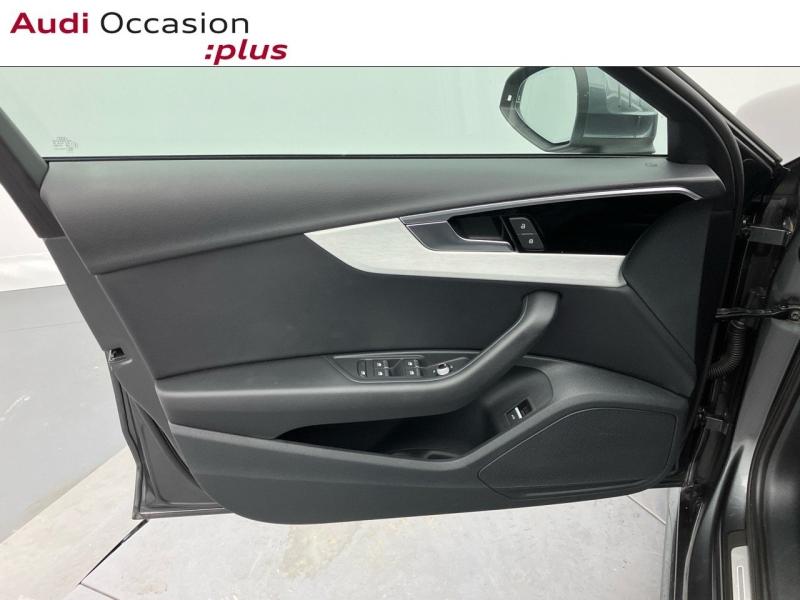 Voitures occasions Audi A4 Avant S line Rezé