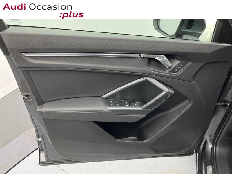 Voitures occasions Audi Q3 S line Orvault
