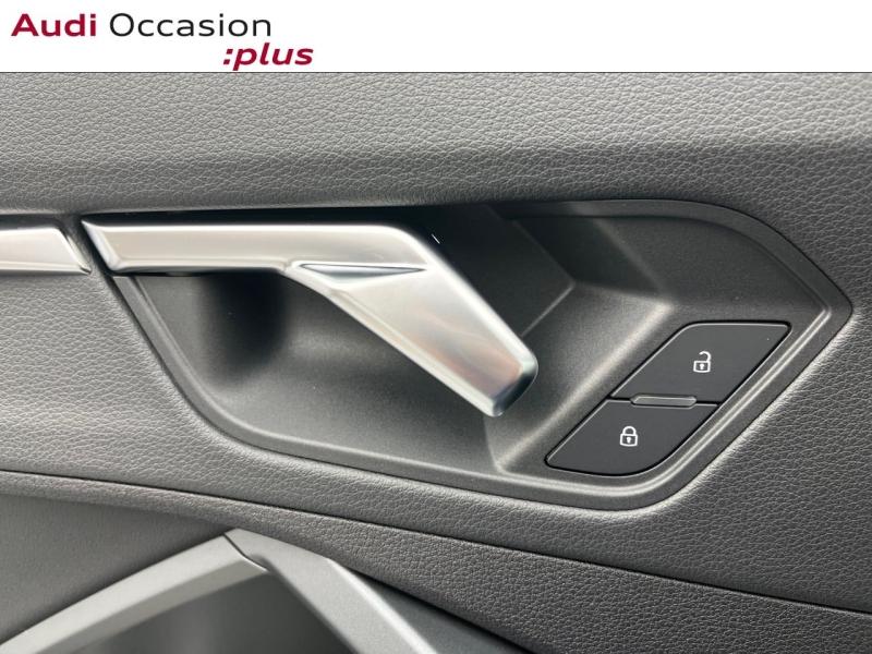 Voitures occasions Audi Q3 S line Rezé