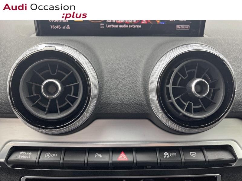 Voitures occasions Audi Q2 S line Rezé