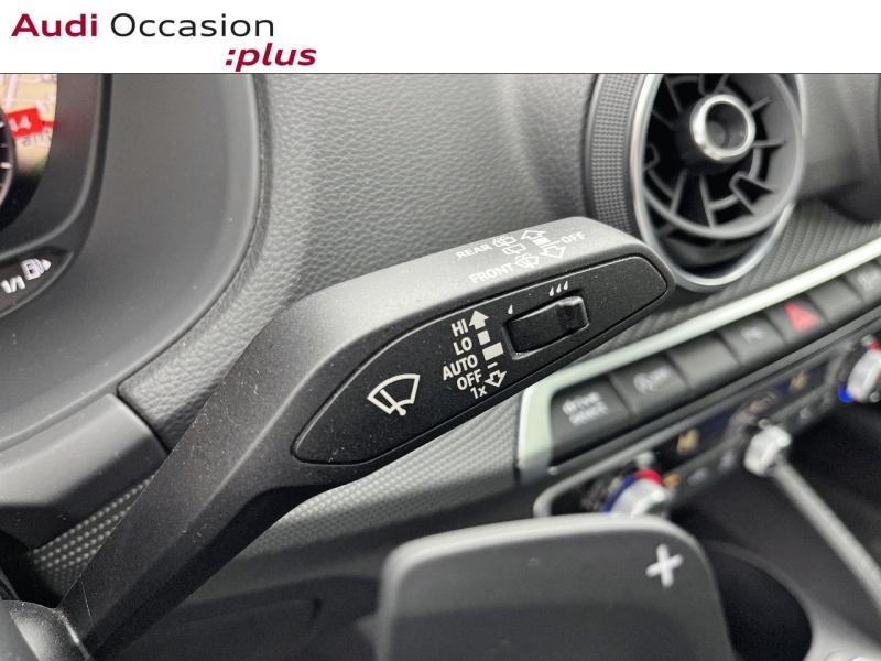 Voitures occasions Audi Q2 Design luxe Rezé