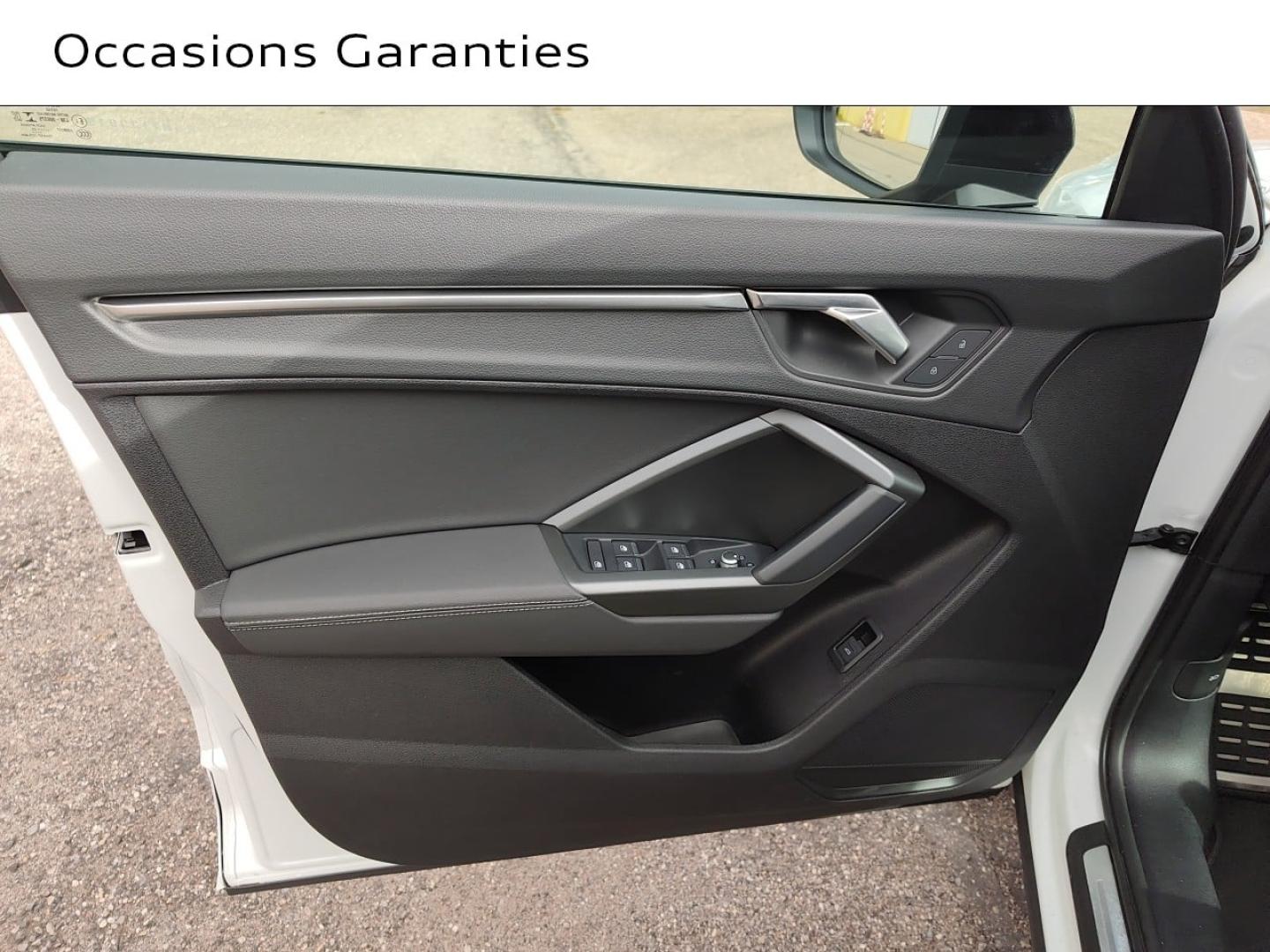 Voitures occasions Audi Q3 S line Laxou