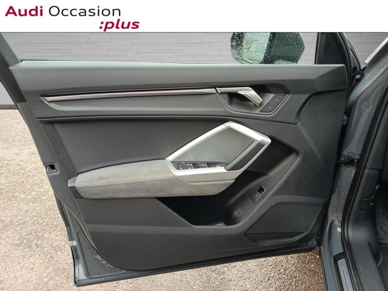 Voitures occasions Audi Q3 Design Luxe Laxou