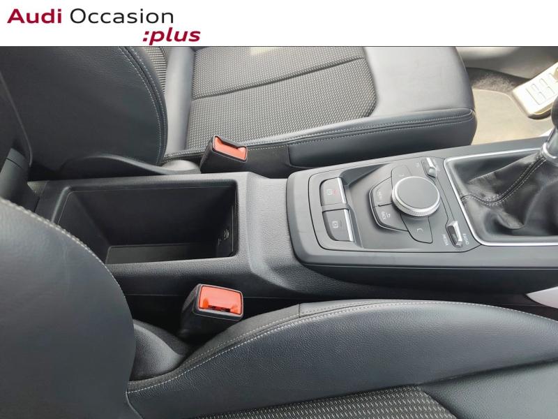 Voitures occasions Audi Q2 S line Laxou