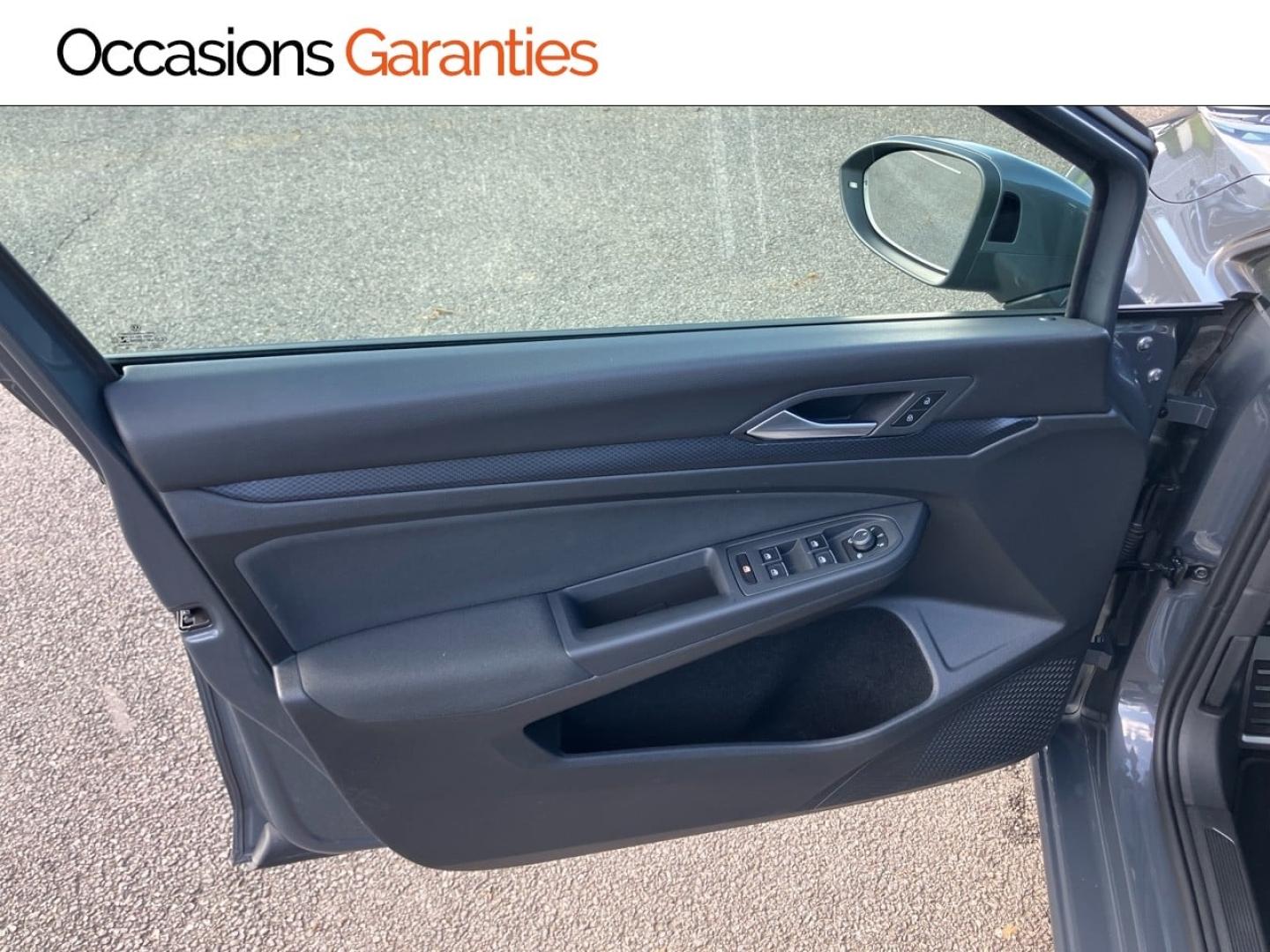 Voitures occasions VOLKSWAGEN GOLF Active Thionville