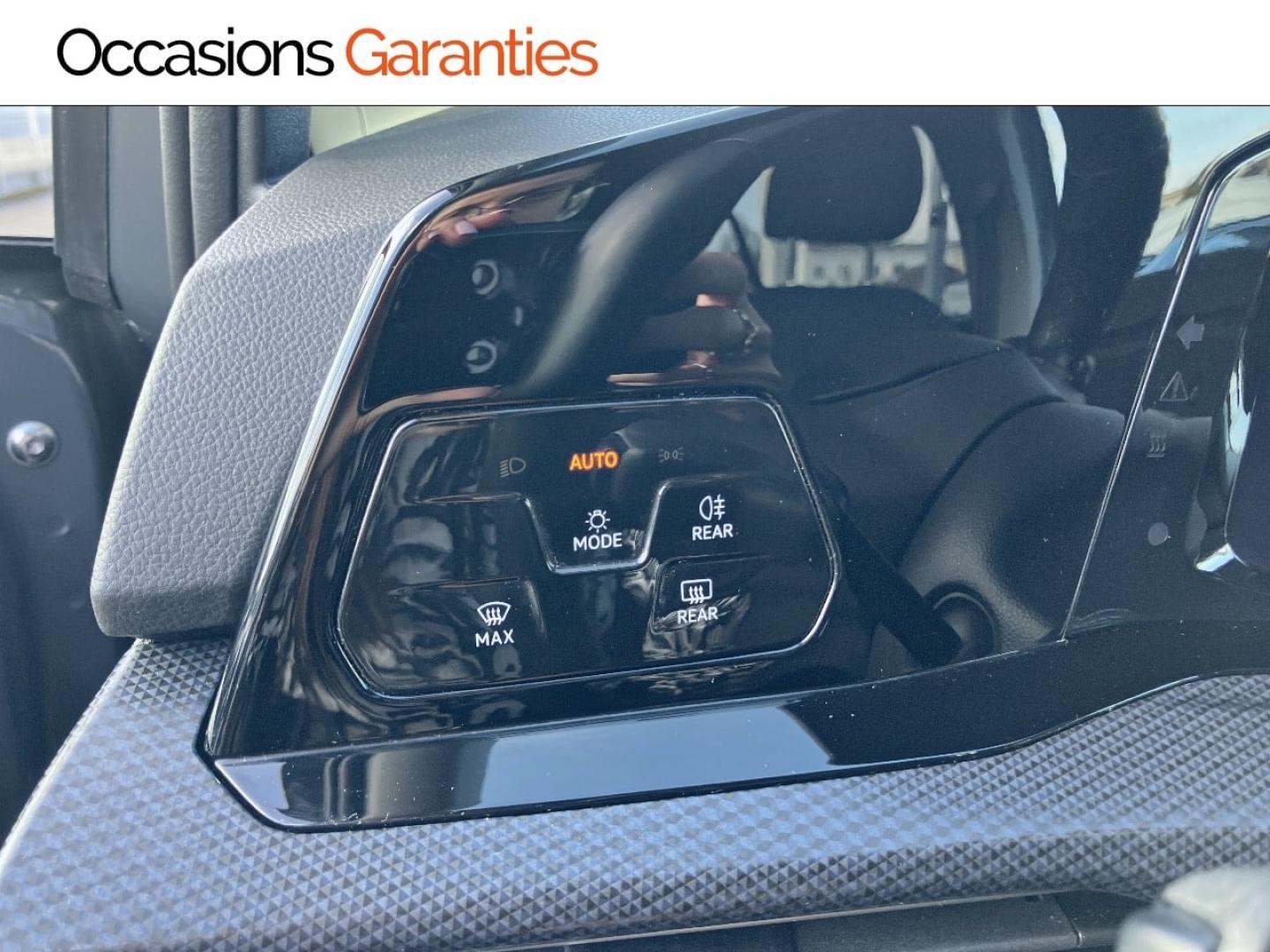 Voitures occasions VOLKSWAGEN GOLF Active Thionville