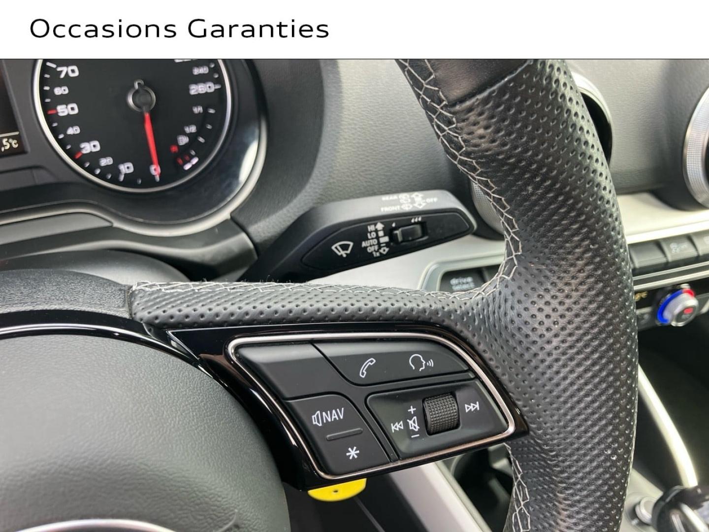 Voitures occasions Audi Q2 S line Augny