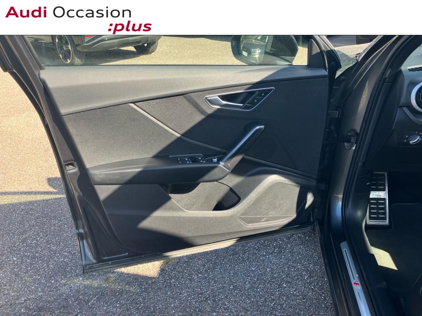 Voitures occasions Audi Q2 S line Plus Augny