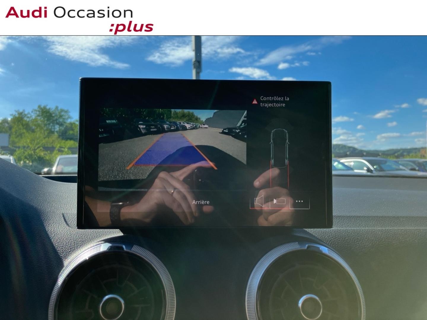 Voitures occasions Audi Q2 S line Augny