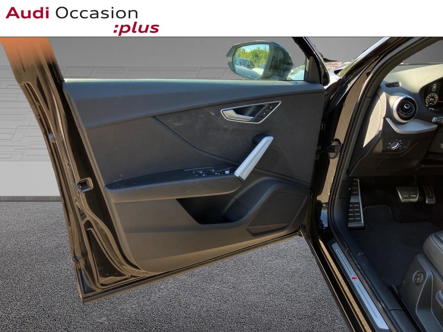 Voitures occasions Audi Q2 S line Augny