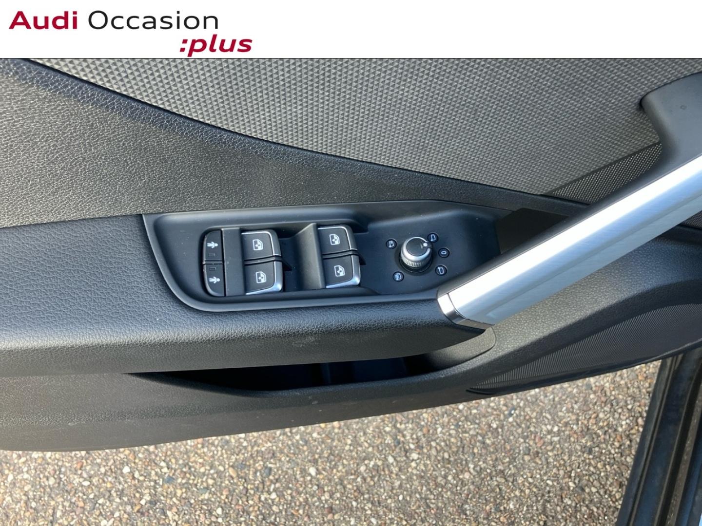 Voitures occasions Audi Q2 S line Augny