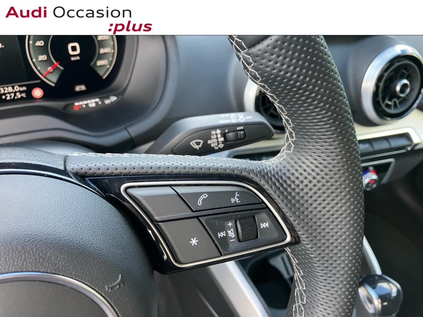 Voitures occasions Audi Q2 S line Augny