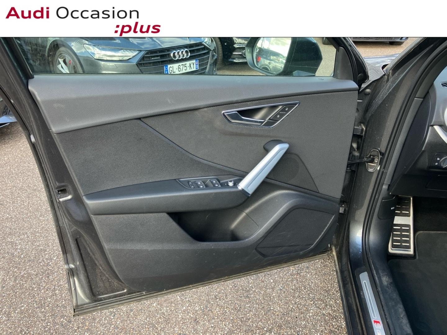 Voitures occasions Audi Q2 S line Augny