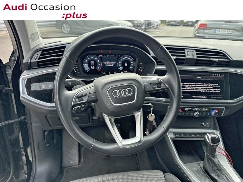 Voitures occasions Audi Q3 Design Lens