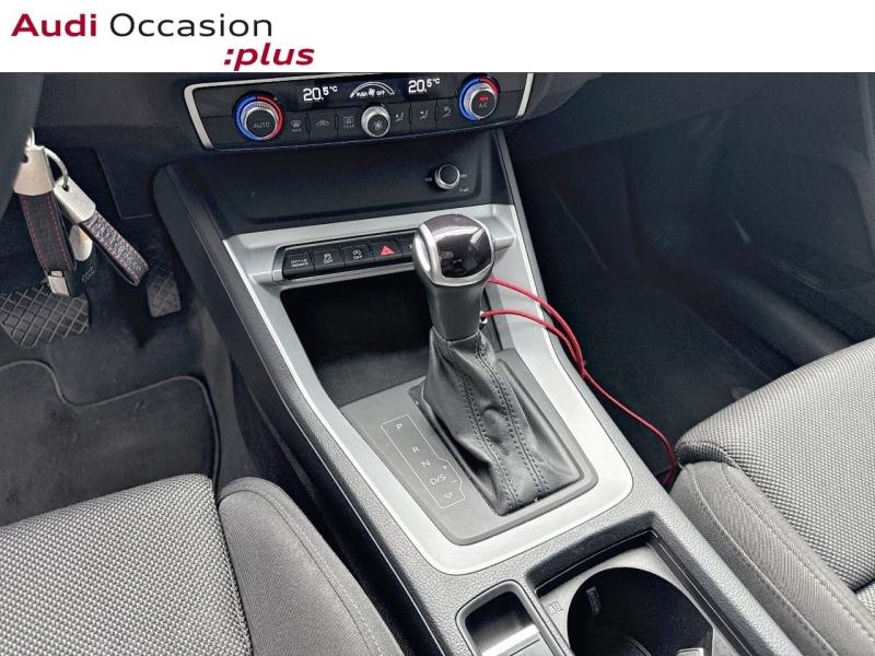 Voitures occasions Audi Q3 Design Lens
