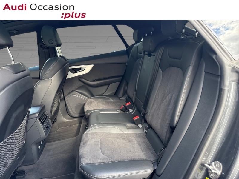 Voitures occasions Audi Q8 S line Lille