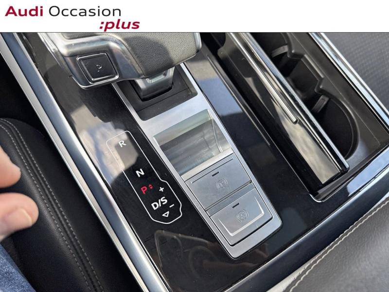 Voitures occasions Audi Q8 S line Lille