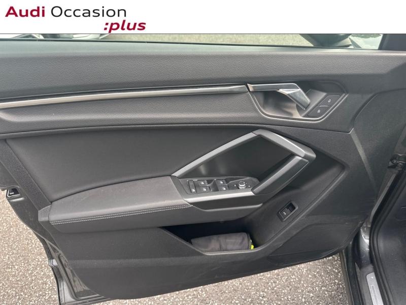 Voitures occasions Audi Q3 S line Lille