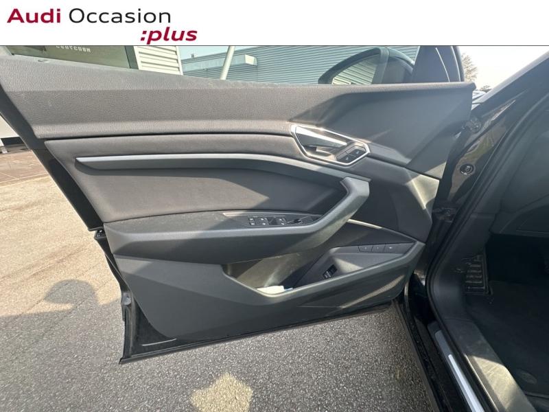 Voitures occasions Audi E-TRON Base Lille