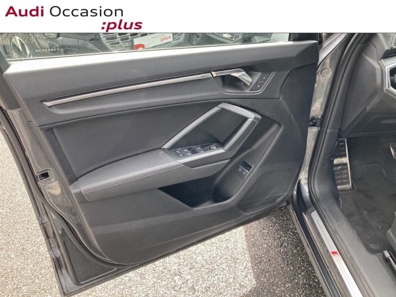 Voitures occasions Audi Q3 Sportback S line Lille