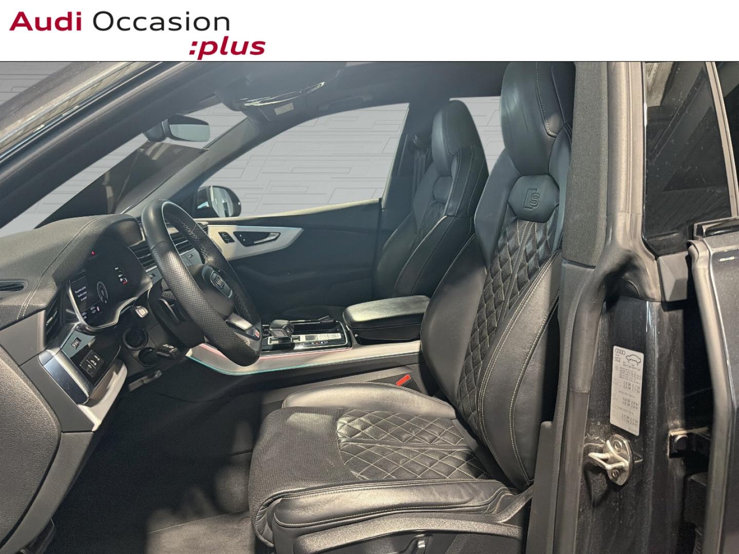 Voitures occasions Audi Q8 Compétition Lille