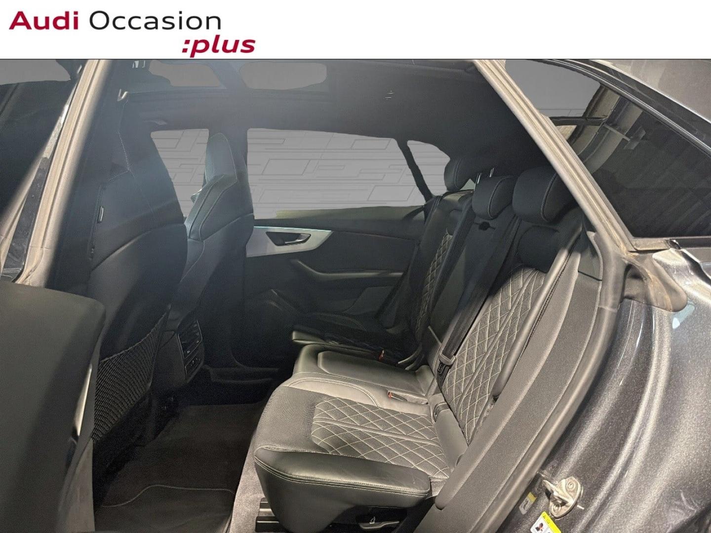 Voitures occasions Audi Q8 Compétition Lille