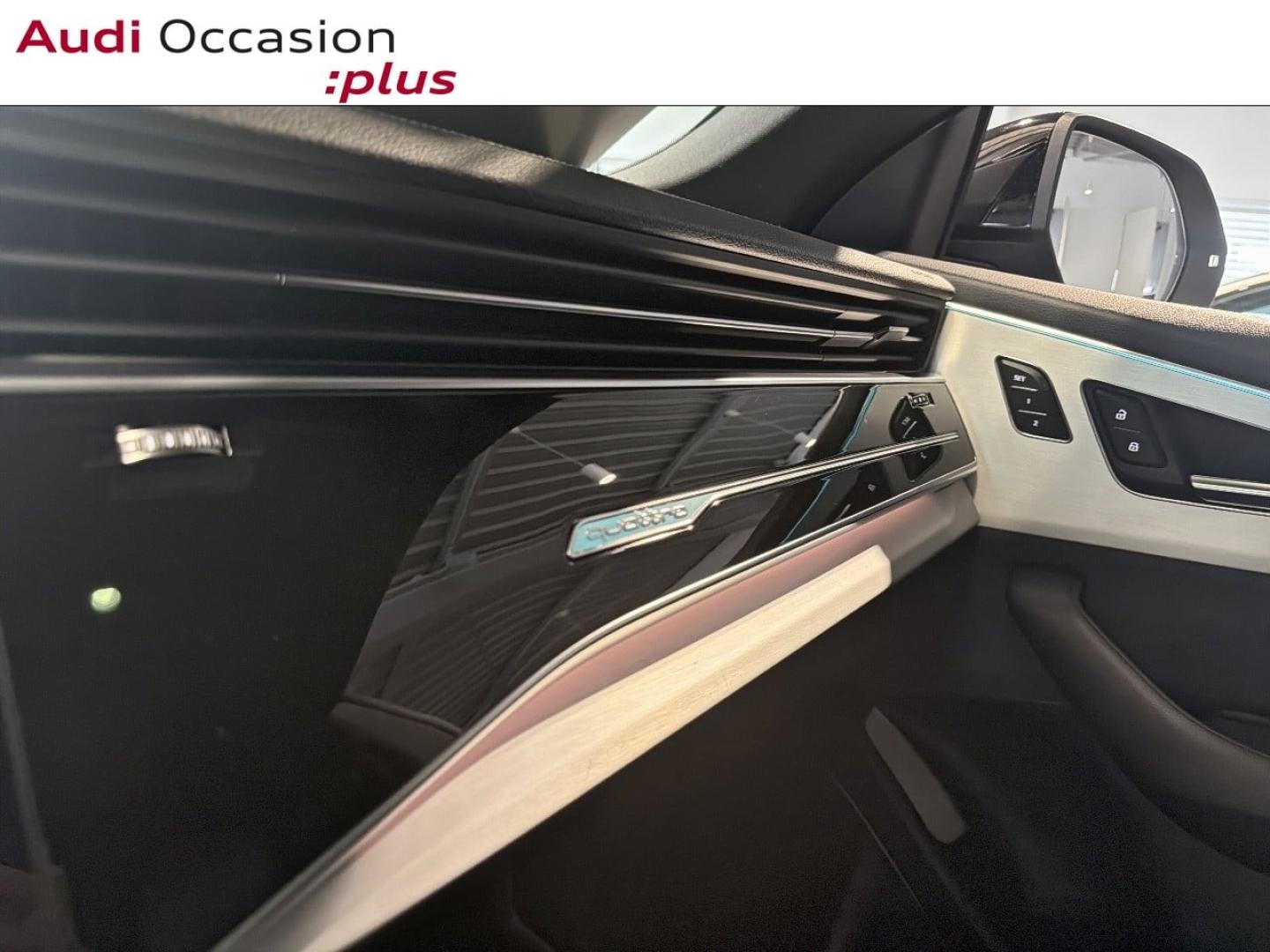 Voitures occasions Audi Q8 Compétition Lille