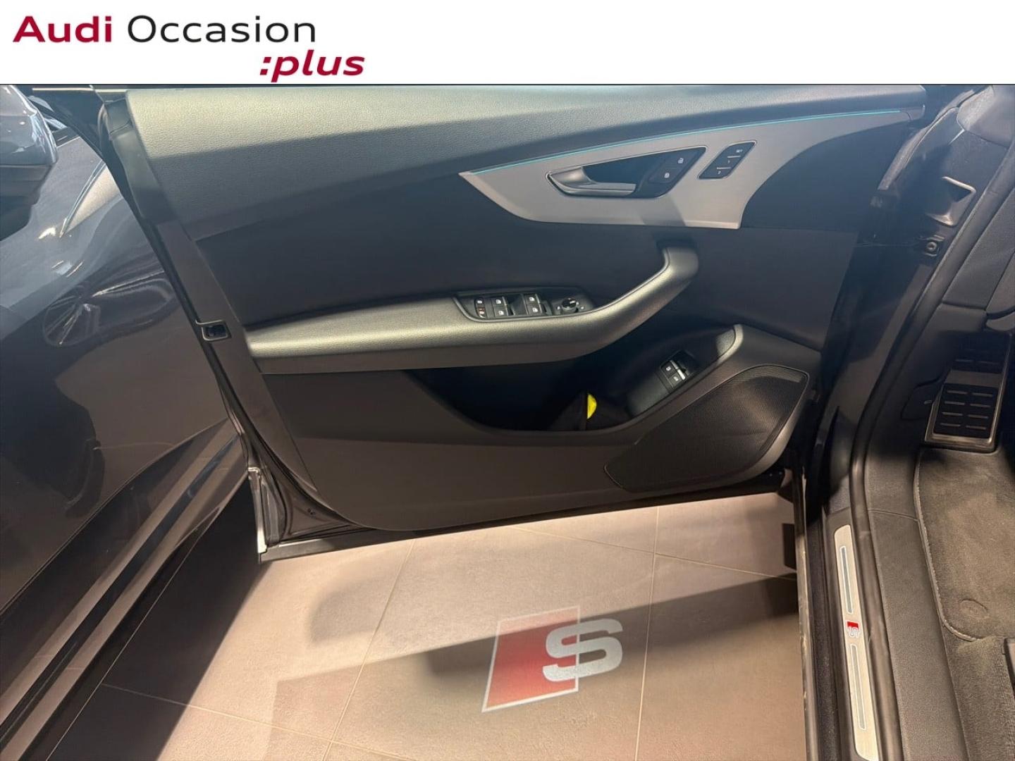 Voitures occasions Audi Q8 Compétition Lille