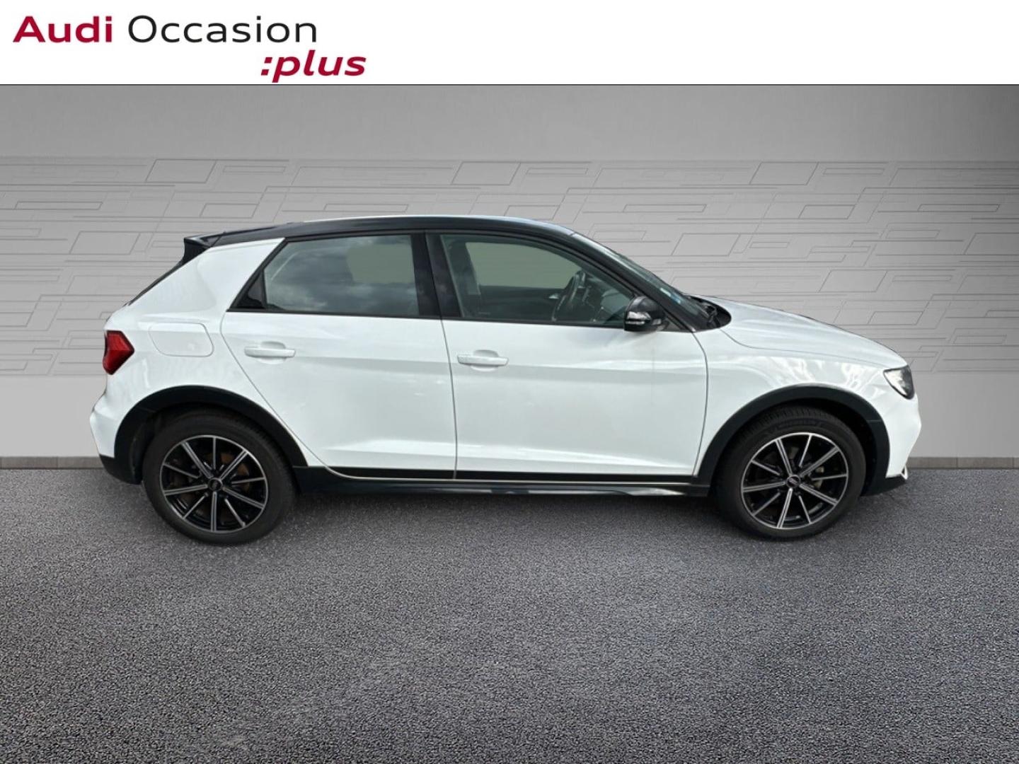 Voitures occasions Audi A1 allstreet Design luxe Lille