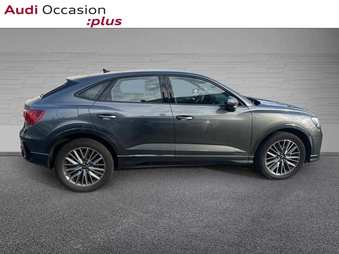 Voitures occasions Audi Q3 Sportback S line Lille
