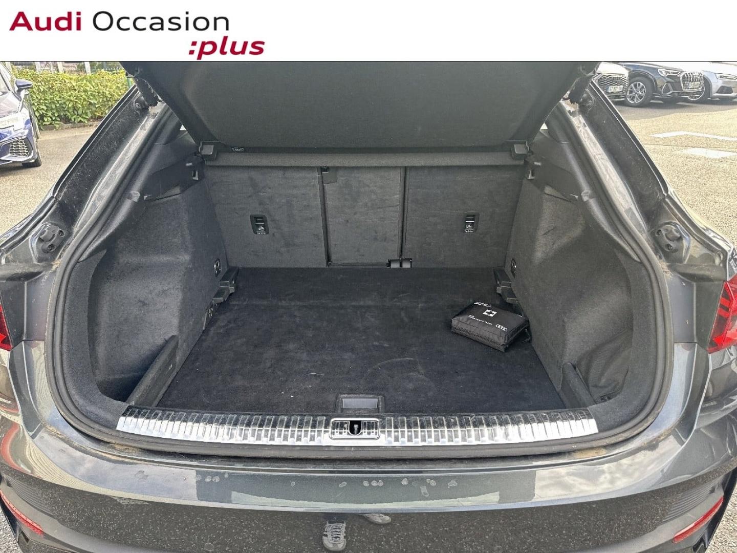 Voitures occasions Audi Q3 Sportback S line Lille