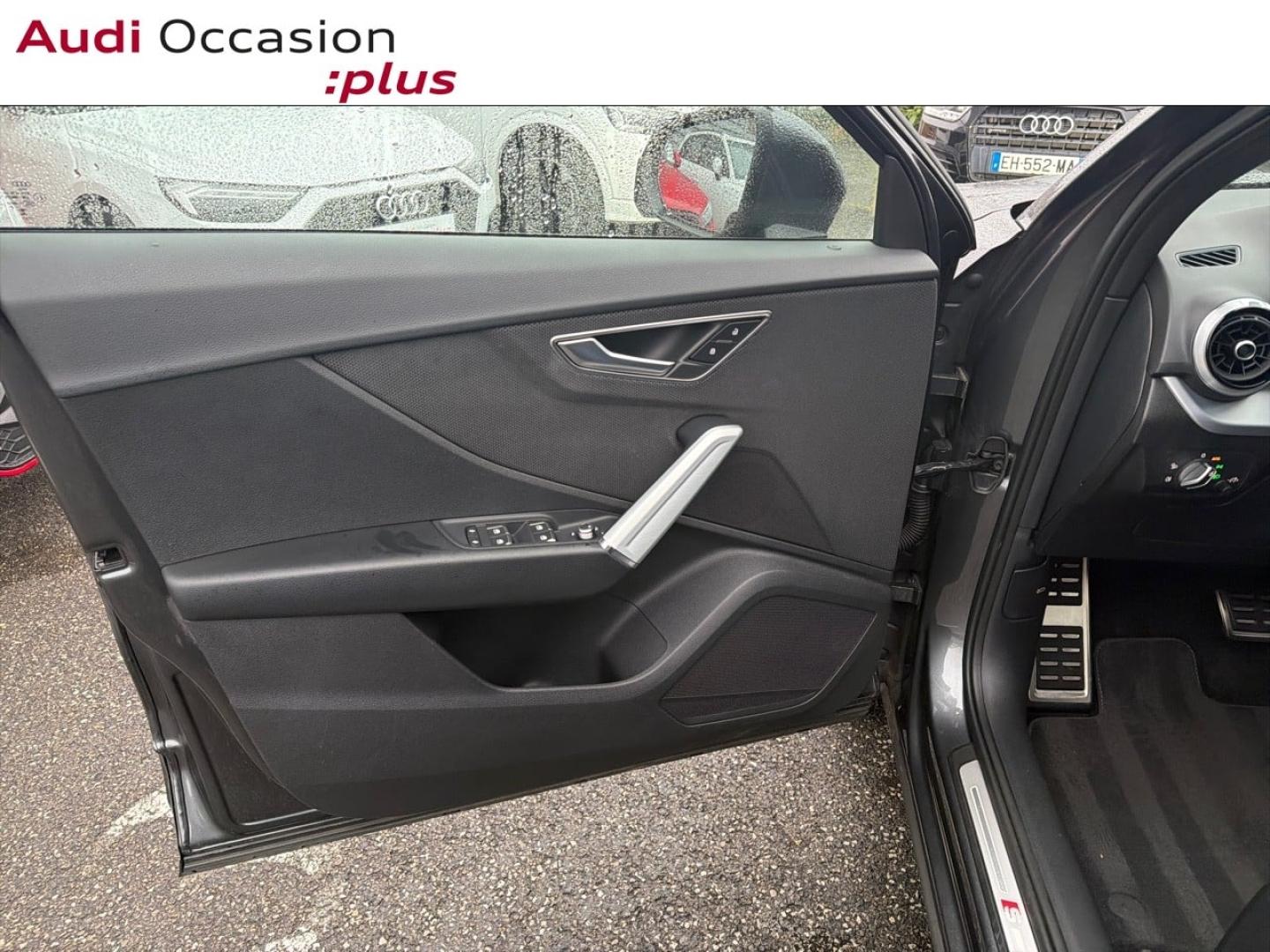 Voitures occasions Audi Q2 S line Lille
