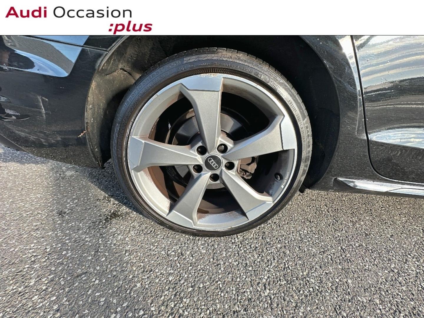 Voitures occasions Audi A4 Avant Avus Lens