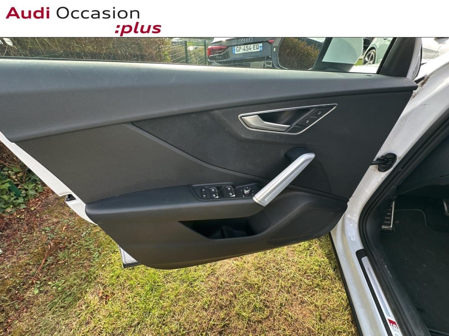 Voitures occasions Audi Q2 S line Lille
