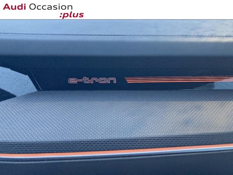 Voitures occasions Audi Q8 E-TRON S Line Lille