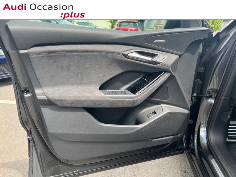 Voitures occasions Audi Q6 e-tron S line Lille