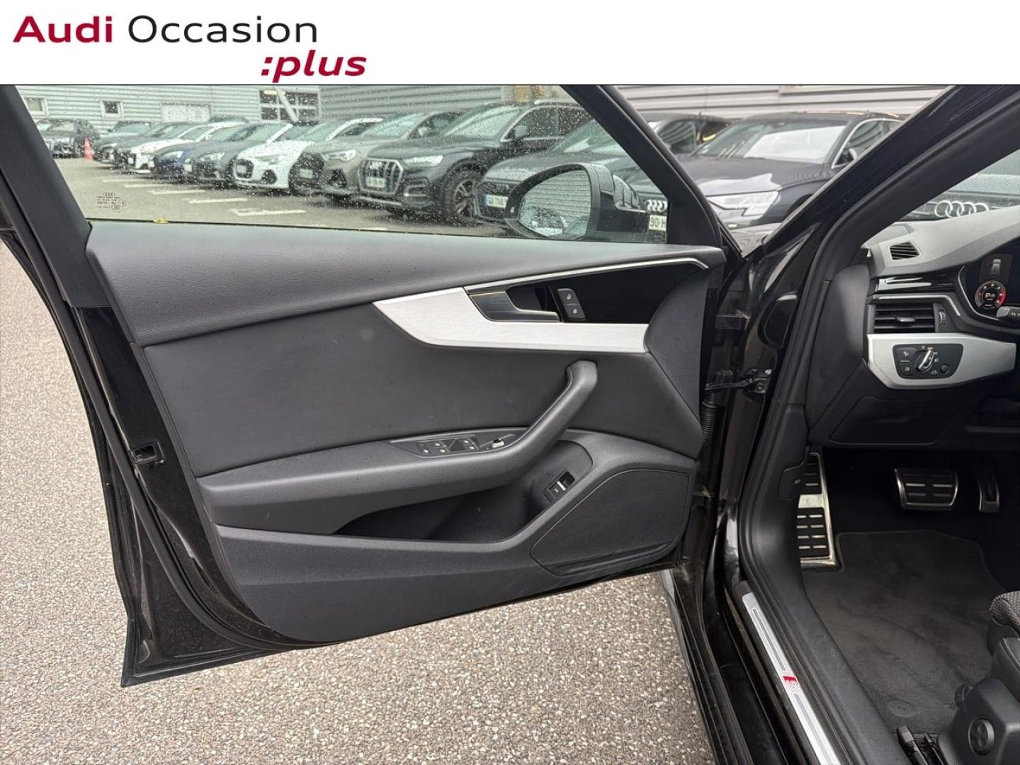 Voitures occasions Audi A4 Avant S line Lille