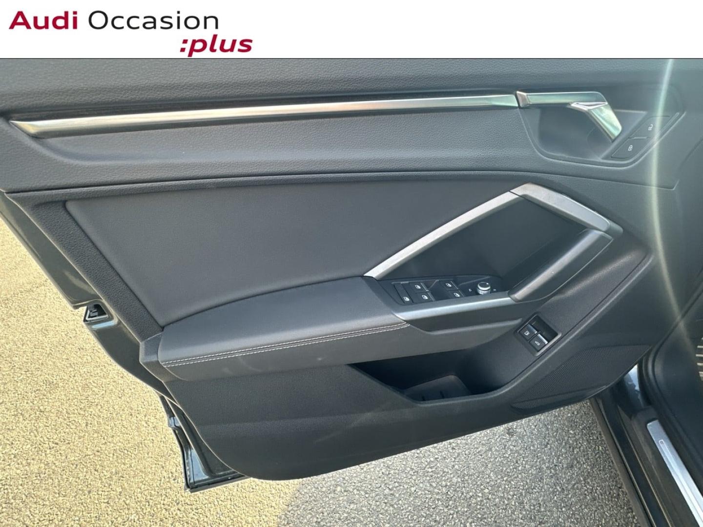 Voitures occasions Audi Q3 S line Lille