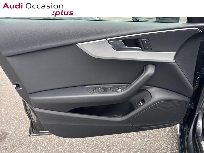 Voitures occasions Audi A4 Avant S line Lille