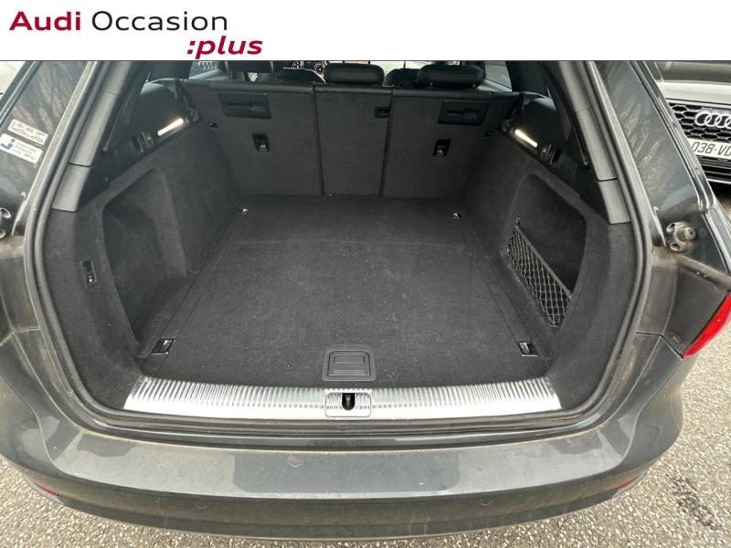 Voitures occasions Audi A4 Avant S line Lille