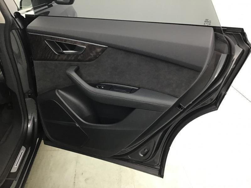 Voitures occasions Audi Q8 Avus extended Lille