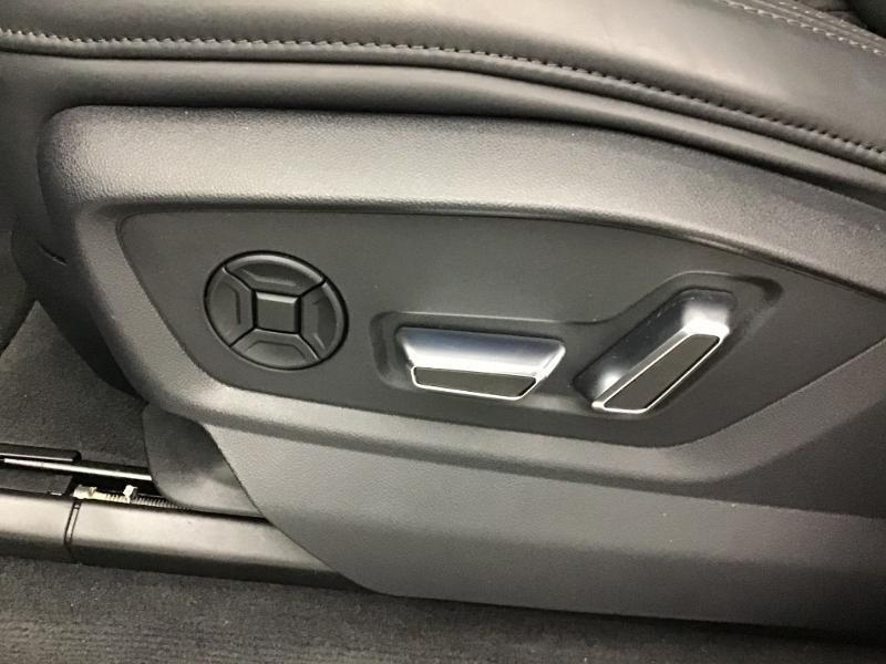 Voitures occasions Audi Q8 Avus extended Lille