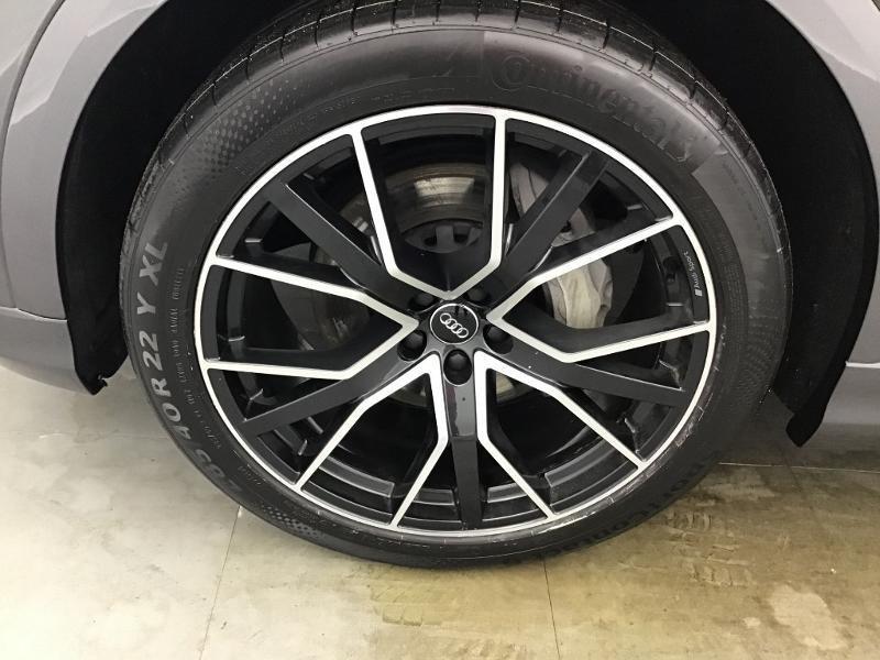 Voitures occasions Audi Q8 Avus extended Lille