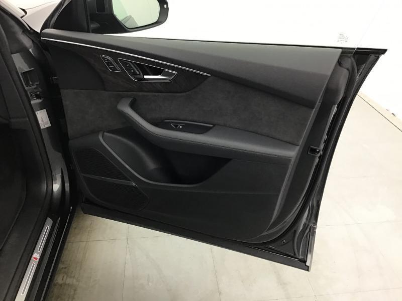 Voitures occasions Audi Q8 Avus extended Lille