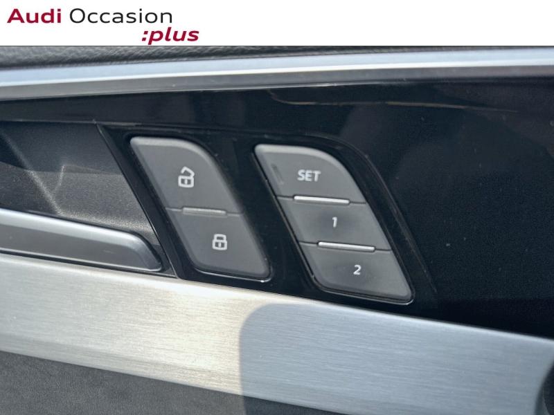 Voitures occasions Audi A5 Cabriolet S line Lille